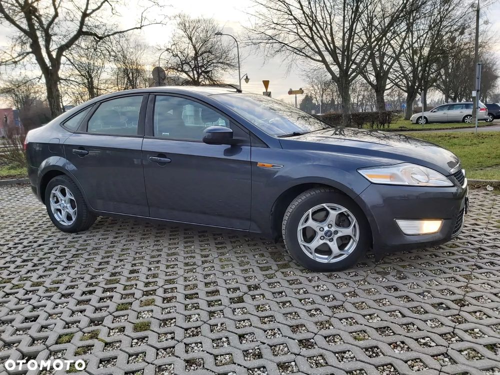 Ford Mondeo 1.8 TDCi Trend - 27