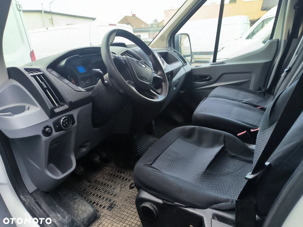 Ford Transit Jumbo - 4