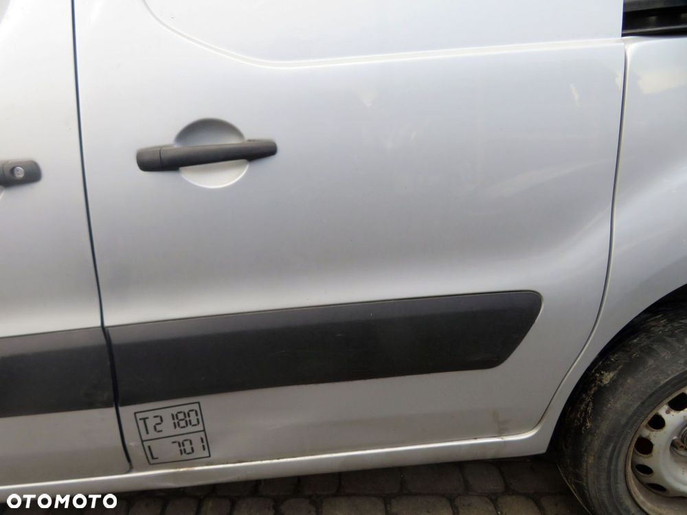 DRZWI TYLNE LEWE PARTNER III EZRC  SREBRNY PEUGEOT 2008-2018 - 7