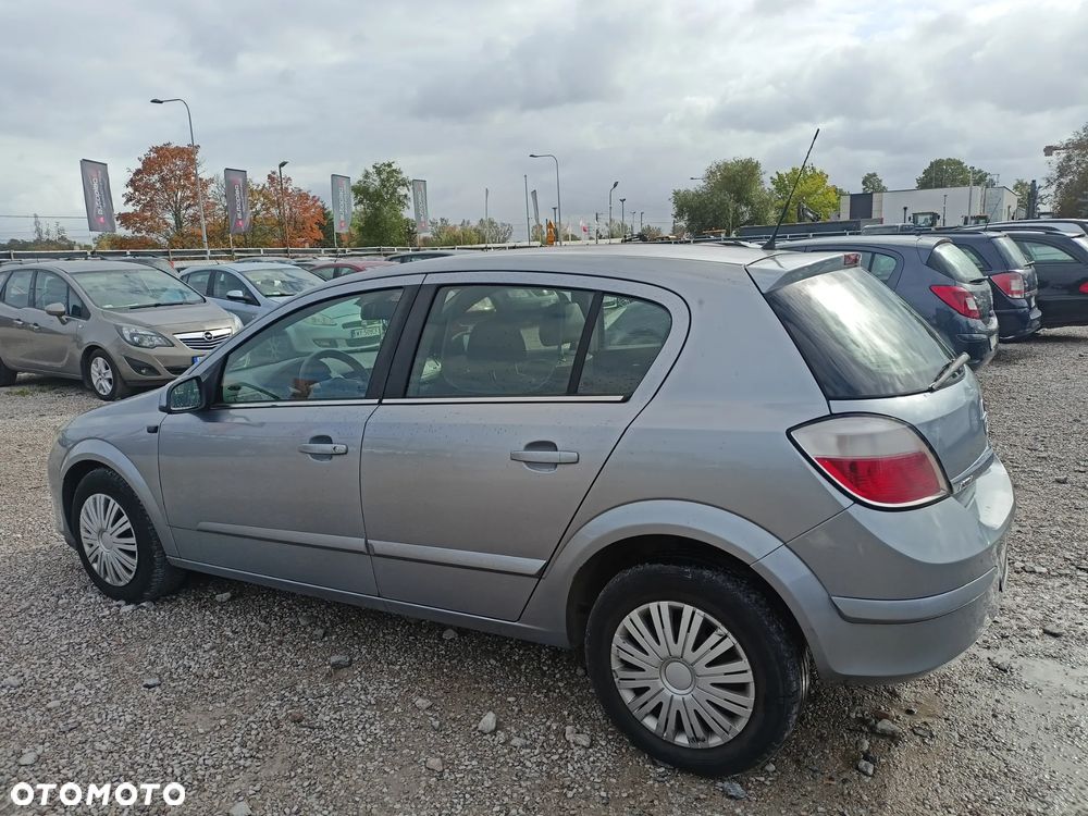 Opel Astra 1.7 CDTI Cosmo - 3