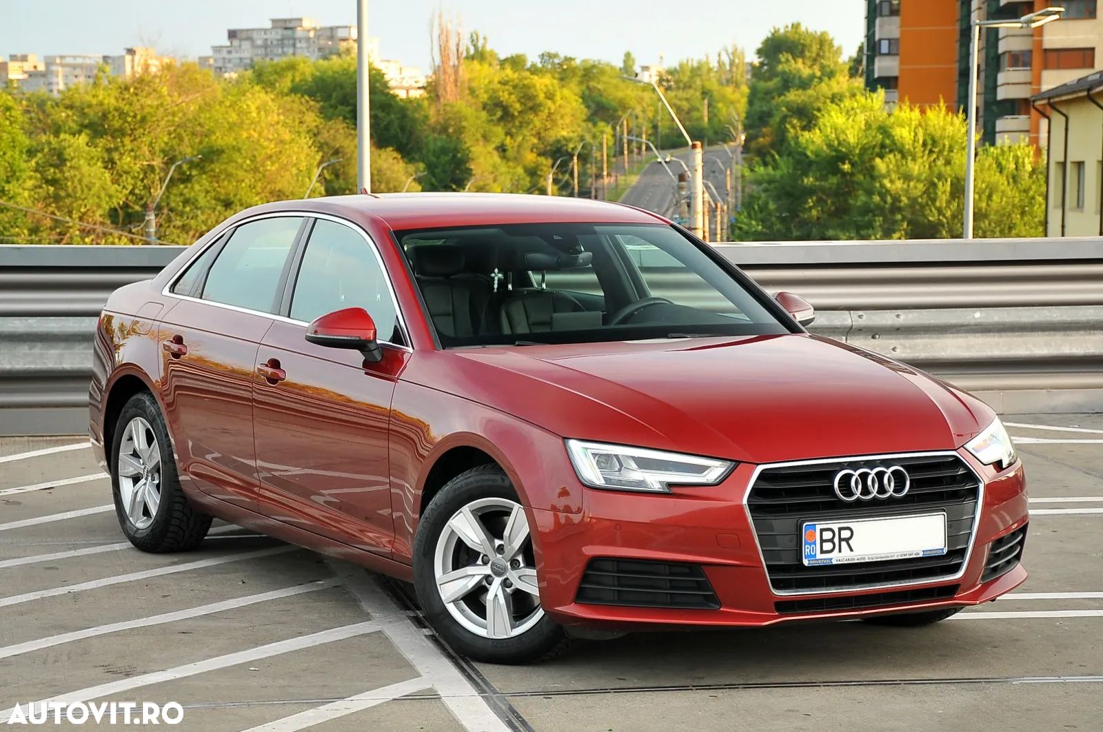 Audi A4 - 1