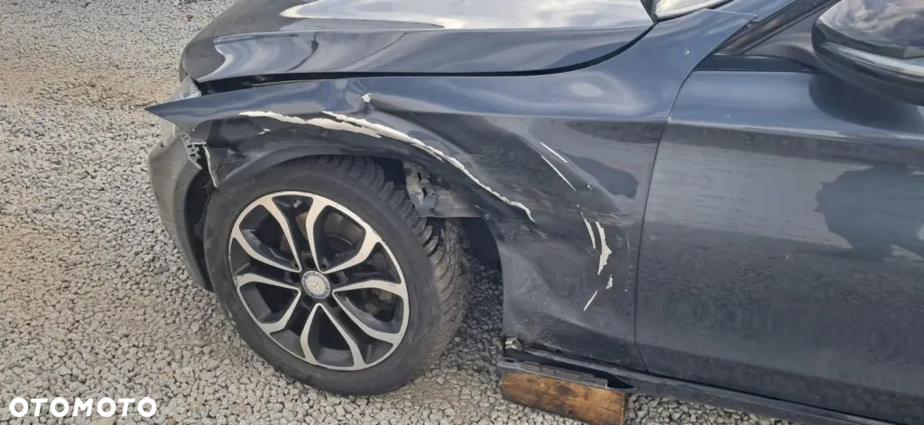 Mercedes-Benz Klasa C 220 (BlueTEC) d 7G-TRONIC - 4