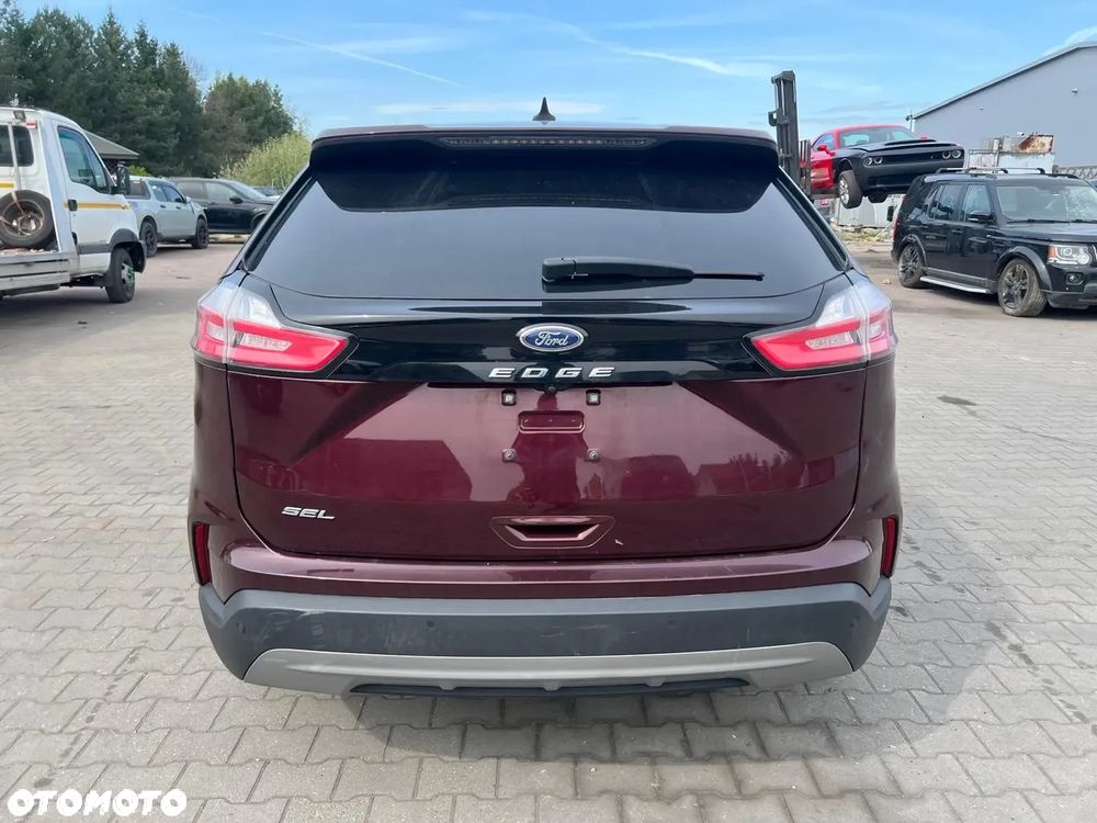 Ford Edge - 3