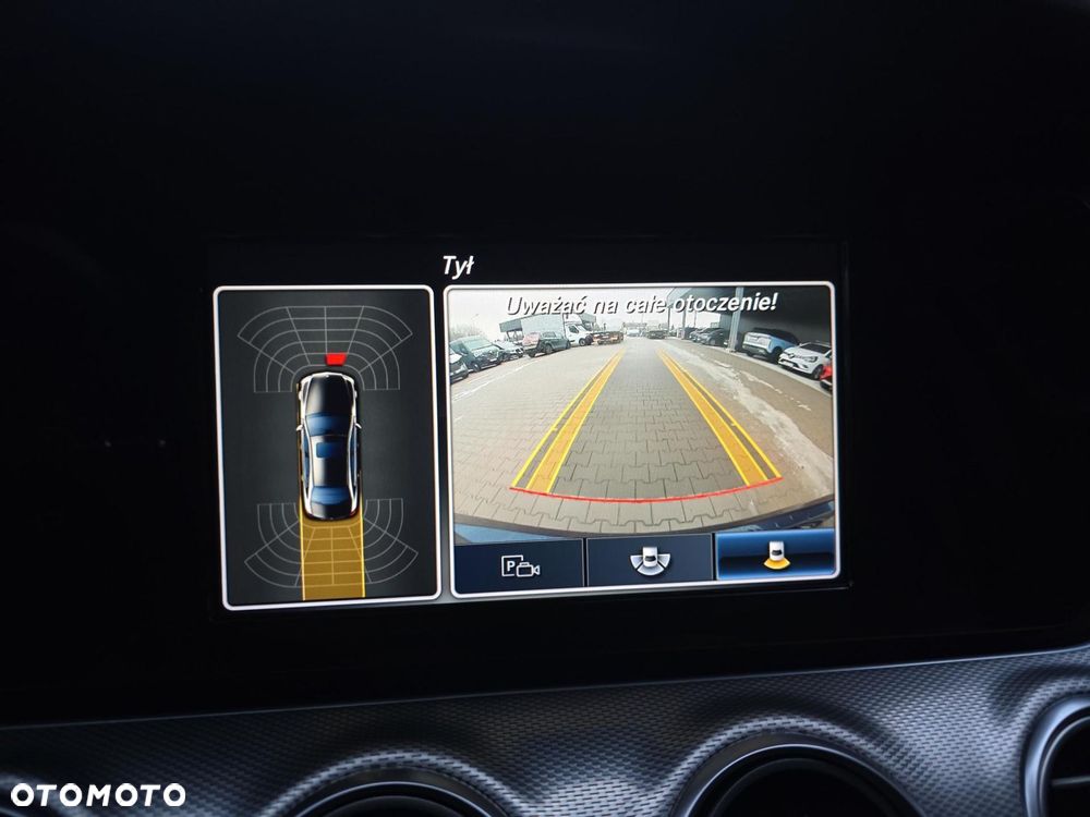 Mercedes-Benz Klasa E 200 d 9G-TRONIC - 20