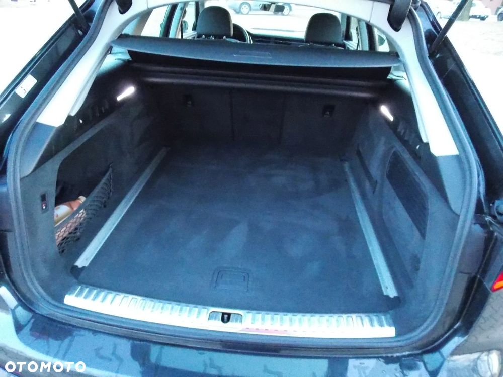 Audi A6 Avant 40 TDI S tronic design - 11