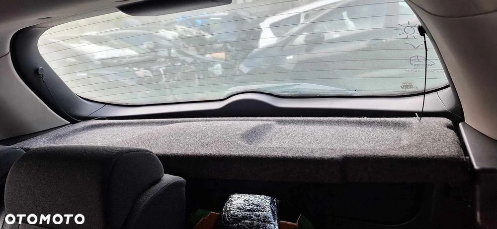 Toyota Auris 1,4 D4D 90km alternator - 5