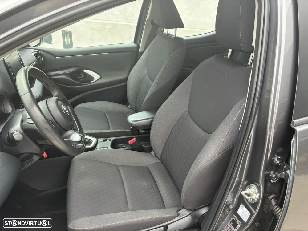 Toyota Yaris - 19