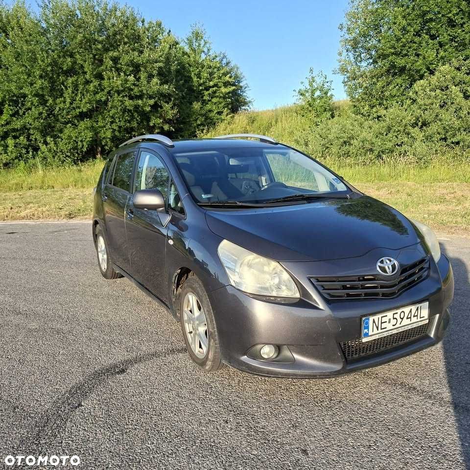 Toyota Verso - 2