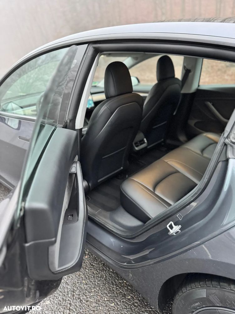 Tesla Model 3 Langstreckenbatterie Allradantrieb Dual Motor - 14