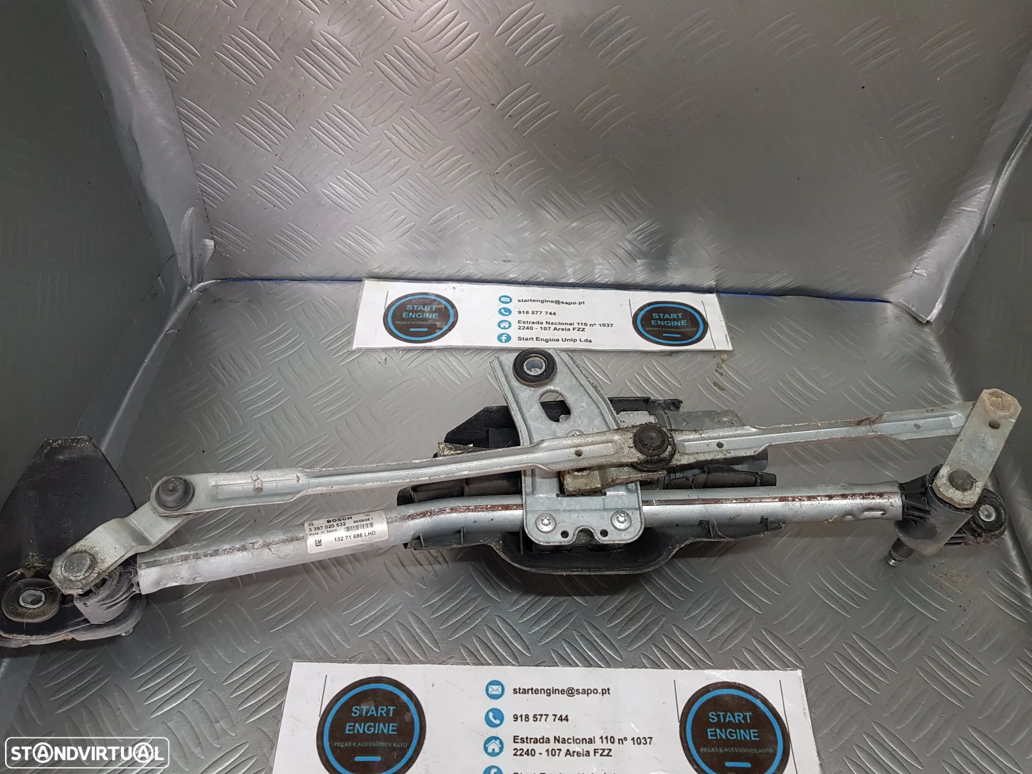 Motor das escovas limpa para brisas Opel Astra H - 1