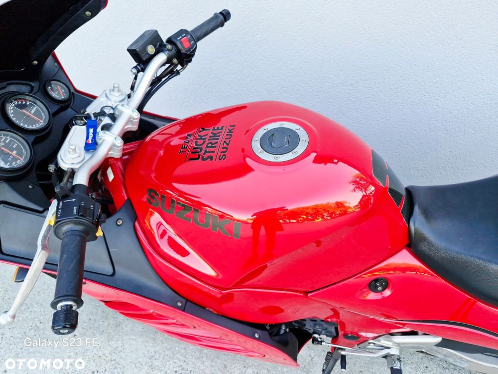 Suzuki RF - 19