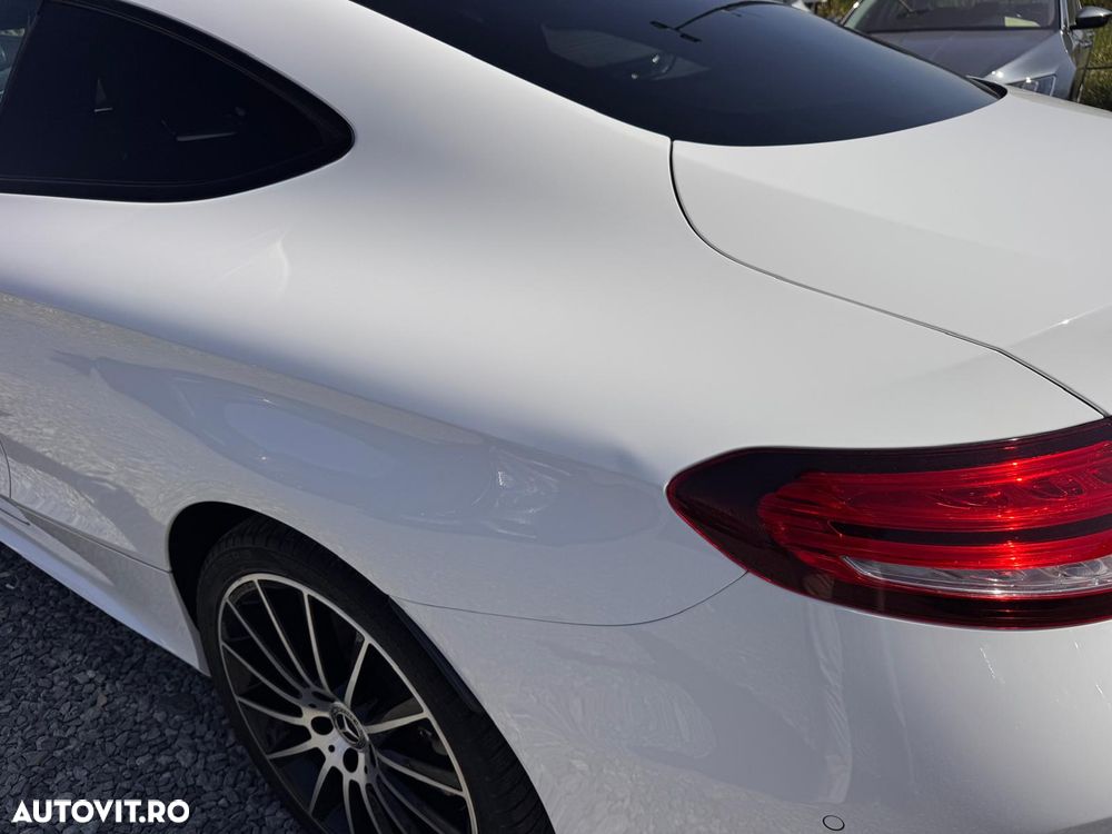 Mercedes-Benz C 300 d 4MATIC Aut - 38