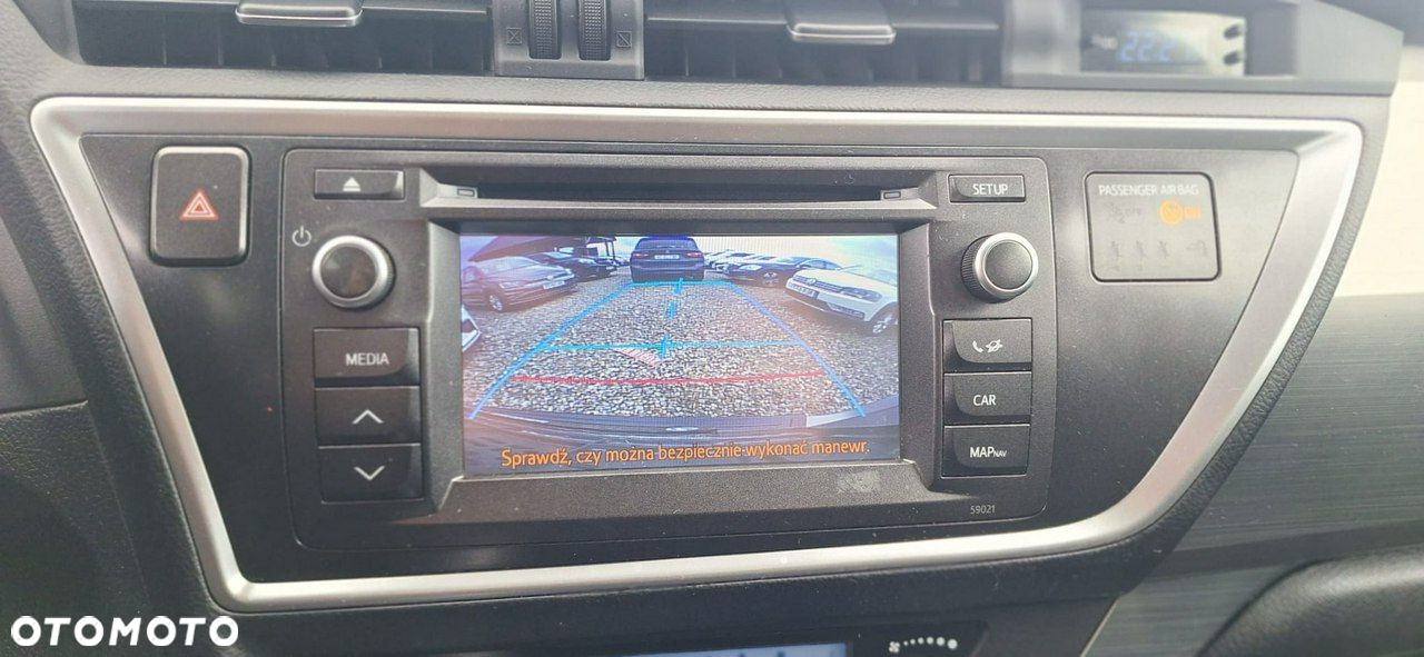 Toyota Auris - 15