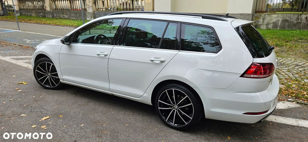 Volkswagen Golf - 3
