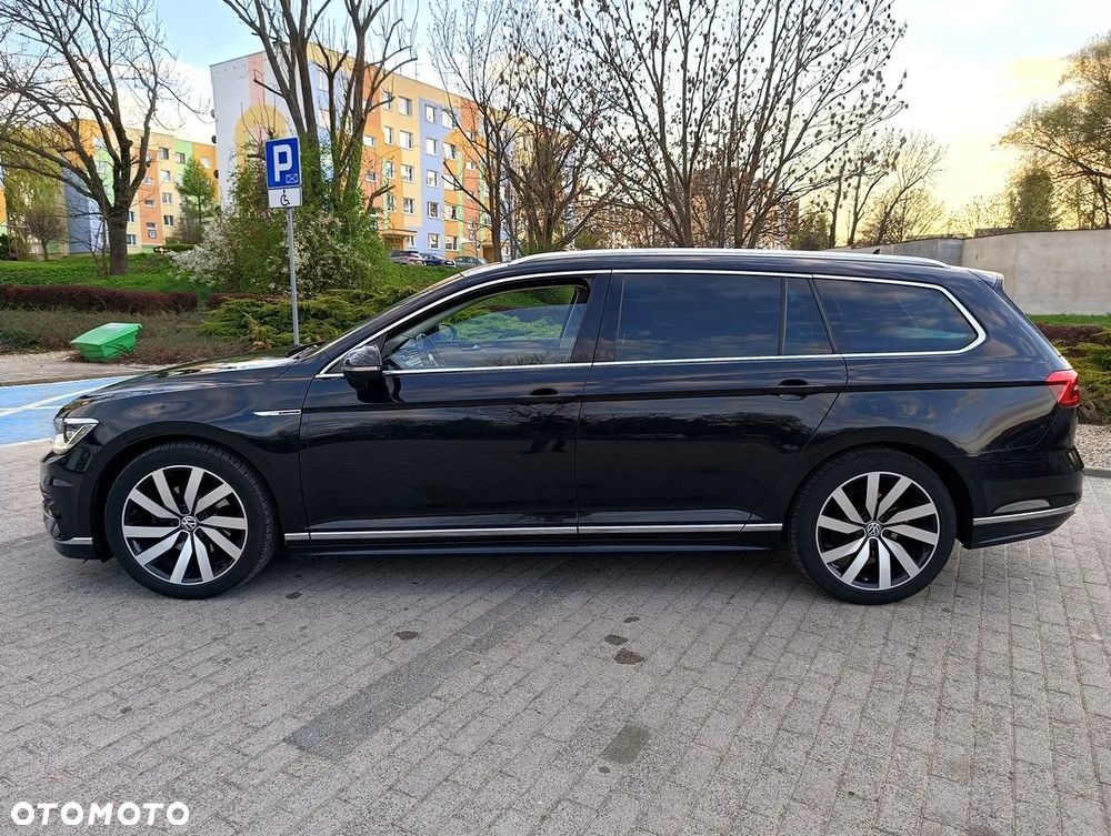 Volkswagen Passat Variant 2.0 TDI SCR DSG 4Motion Business - 27