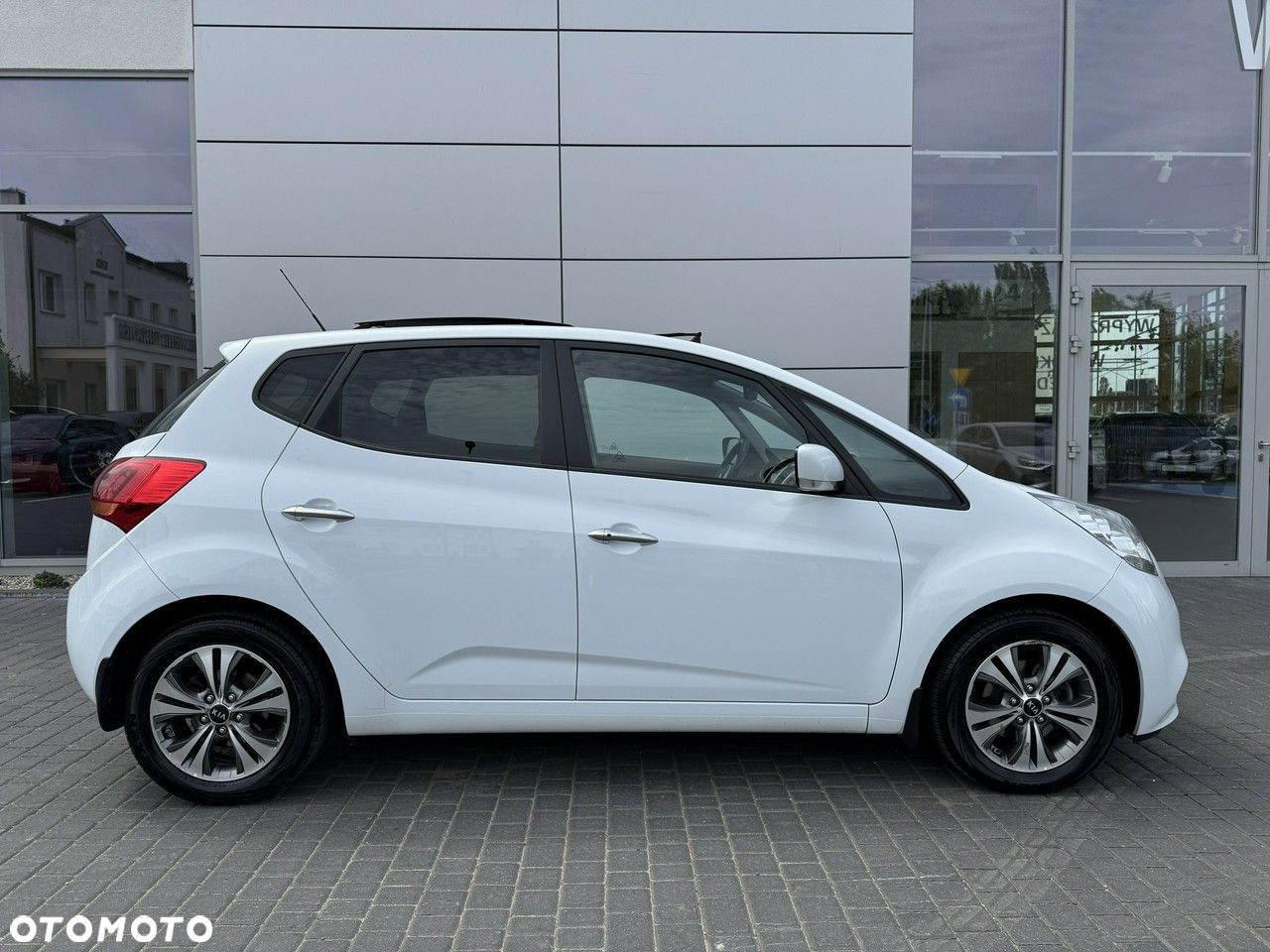 Kia Venga 1.6 Business Line - 6