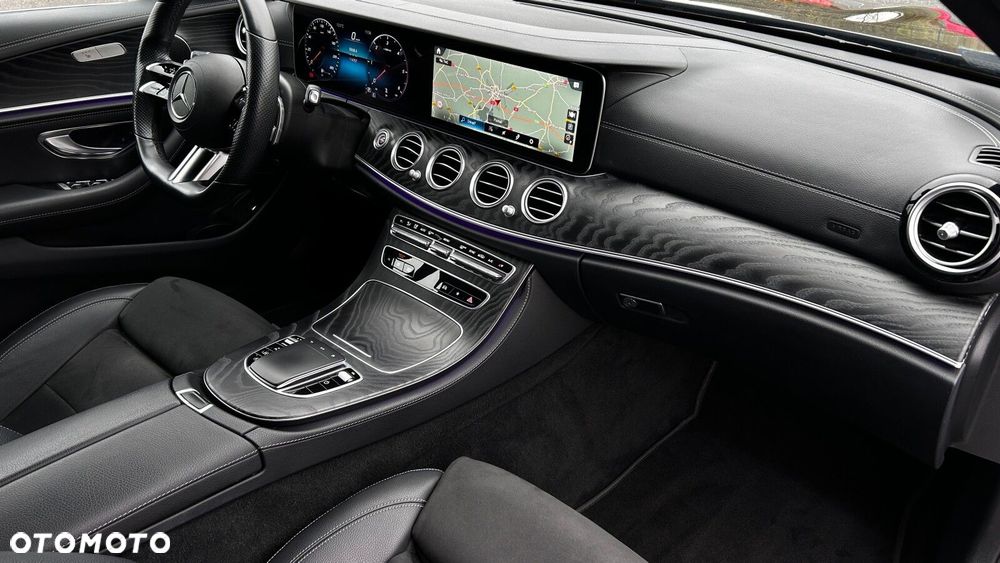 Mercedes-Benz Klasa E 220 d 4-Matic AMG - 23