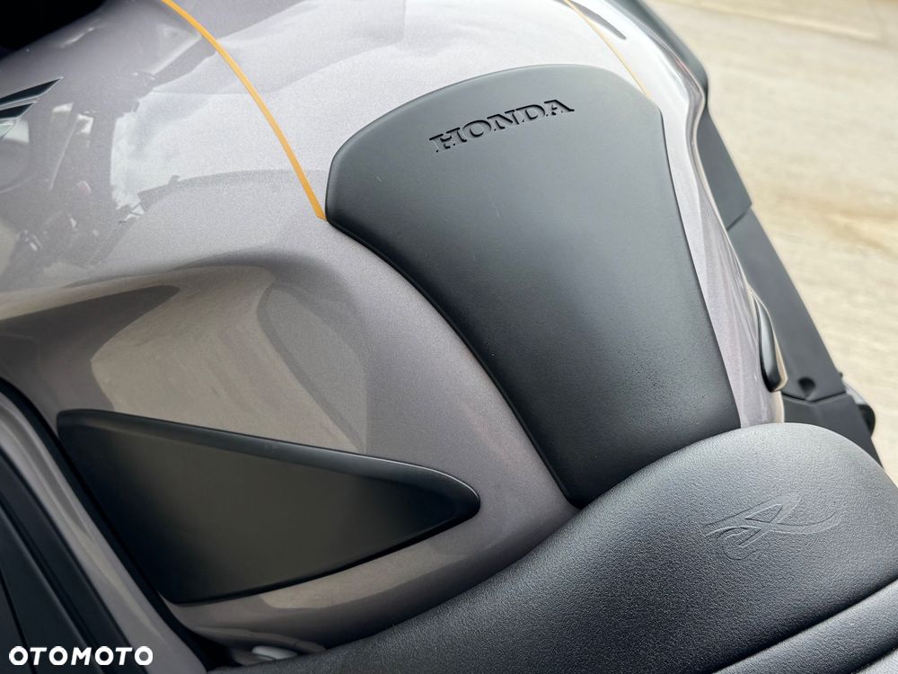 Honda ST - 11