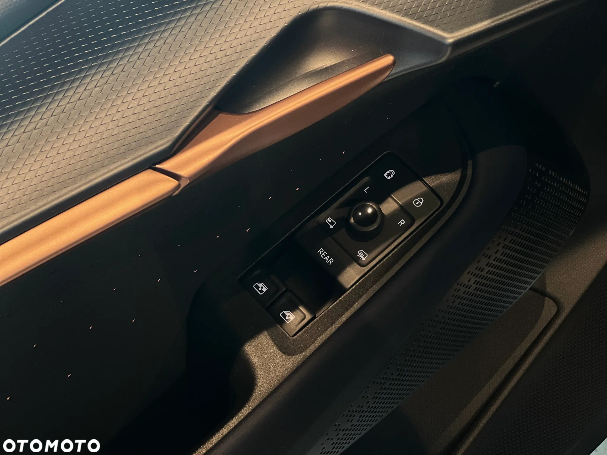 Cupra Tavascan 82kWh 4Drive VZ - 22