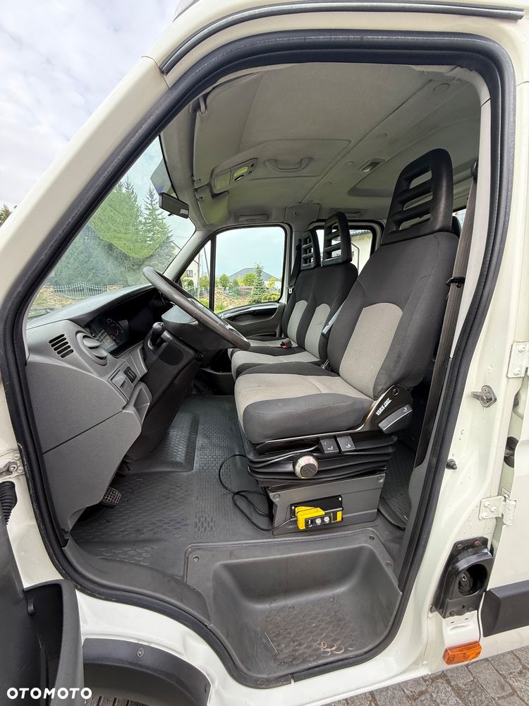Iveco DAILY 35C13 35C15 50C15 - 19