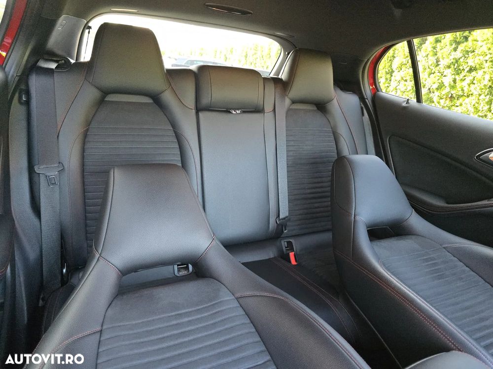 Mercedes-Benz GLA 200 (CDI) d 4Matic 7G-DCT AMG Line - 11