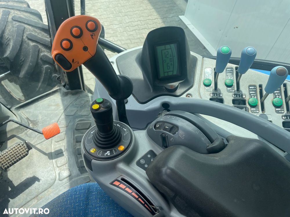 New Holland T6080 - 21