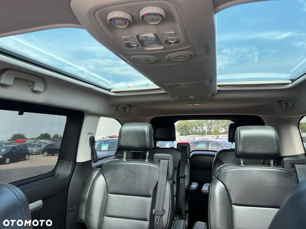 Peugeot Traveller L3 2.0 EAT6 Allure - 14