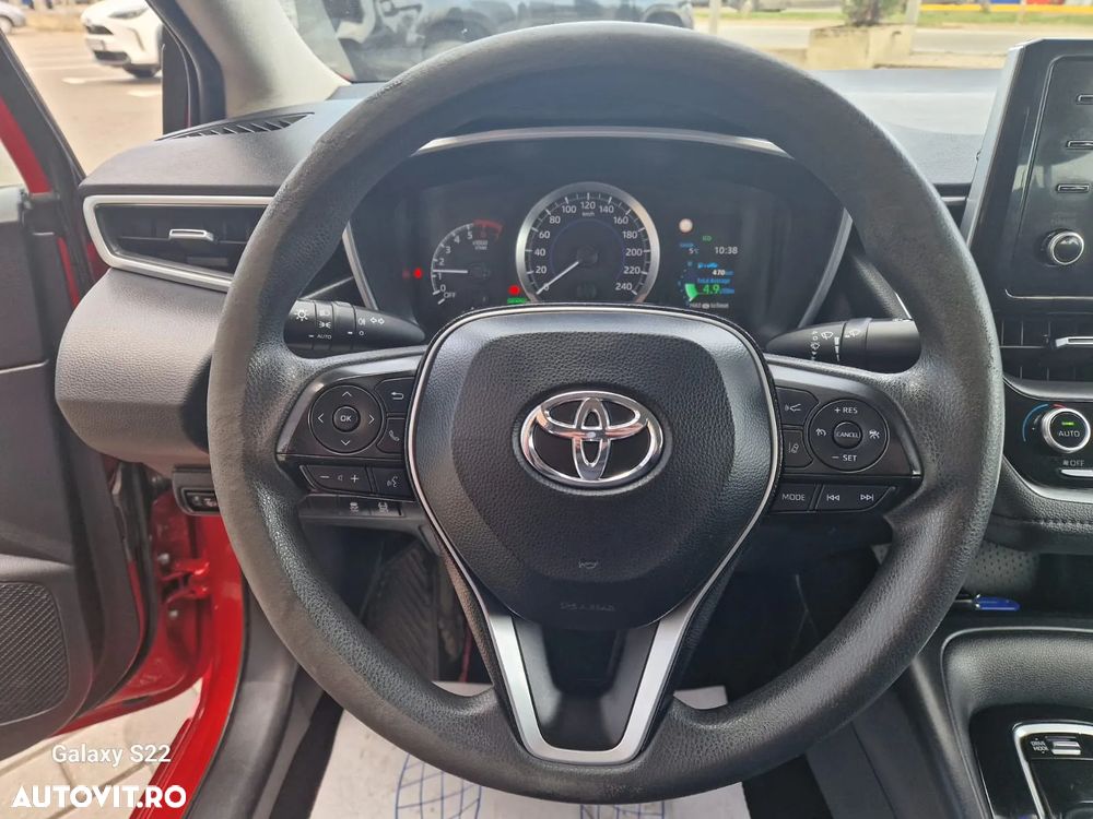 Toyota Corolla Sedan 1.8 HSD Business - 12