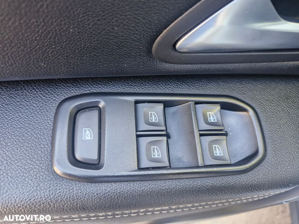 Dacia Duster TCe 150 EDC Comfort - 13