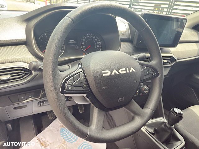 Dacia Logan TCe 90 MT5 Essential - 7