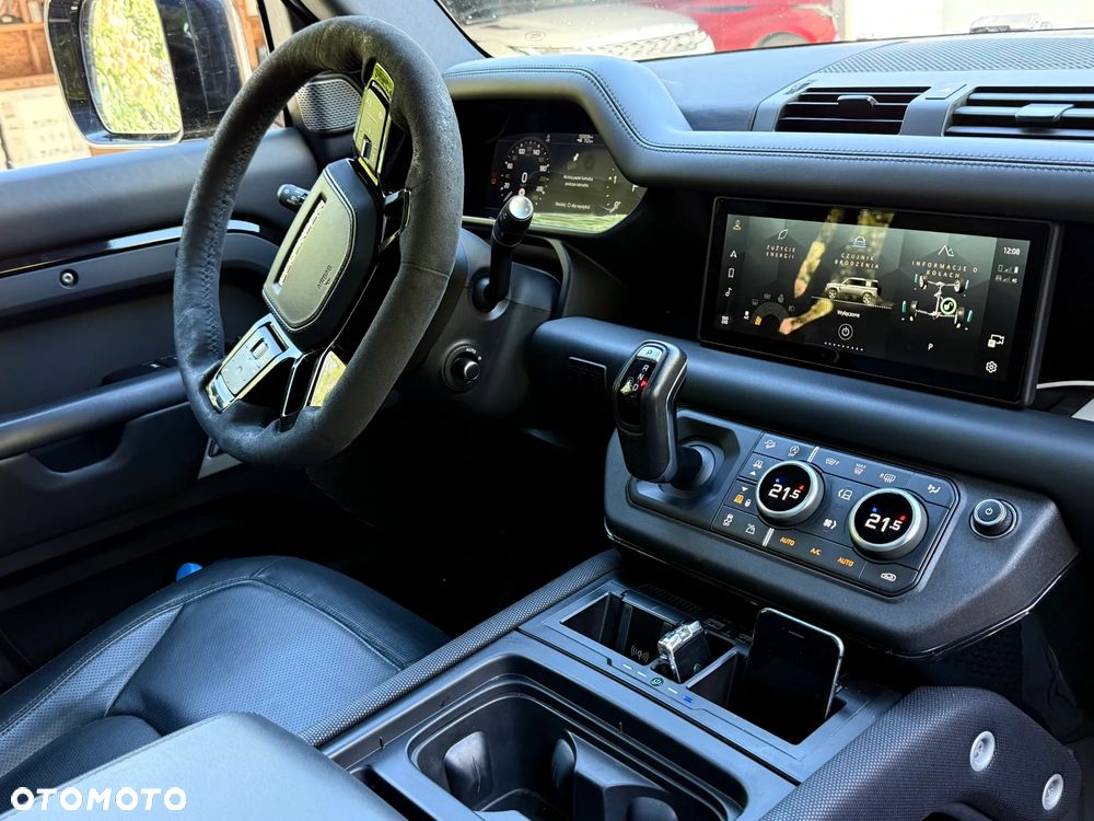 Land Rover Defender 3.0 D250 mHEV X-Dynamic SE - 7