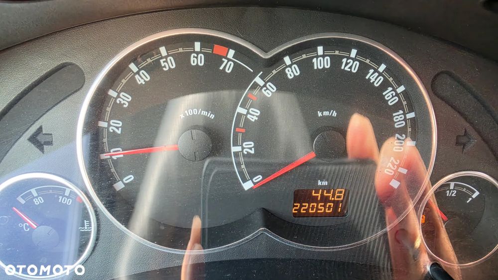 Opel Meriva - 17