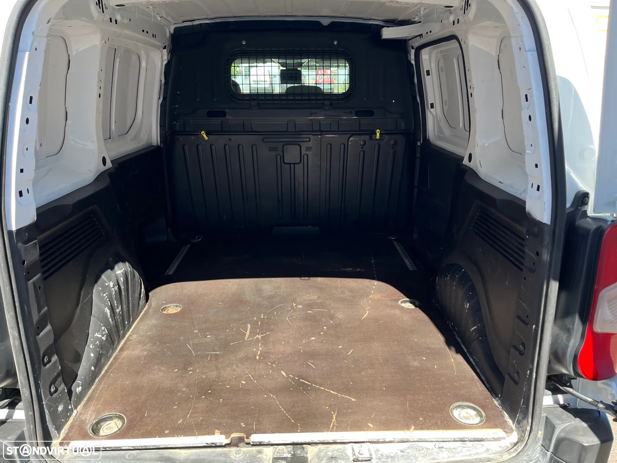 Citroën Berlingo 3 Lugares NACIONAL IVA Ded. - 14