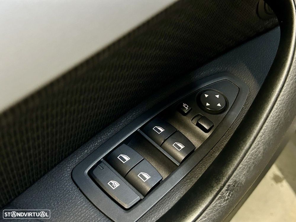 BMW X1 18 i sDrive Line Sport - 50