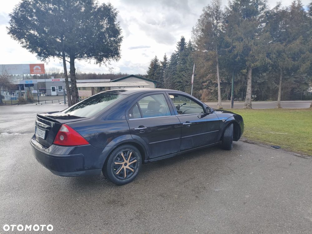 Ford Mondeo 2.0 TDCI Ghia - 30