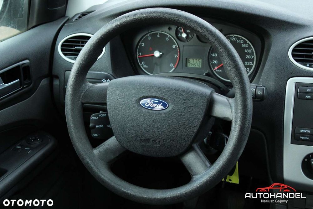 Ford Focus - 10