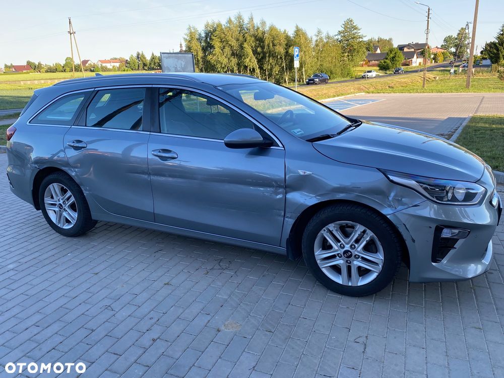 Kia Ceed 1.6 CRDi mHEV M - 15