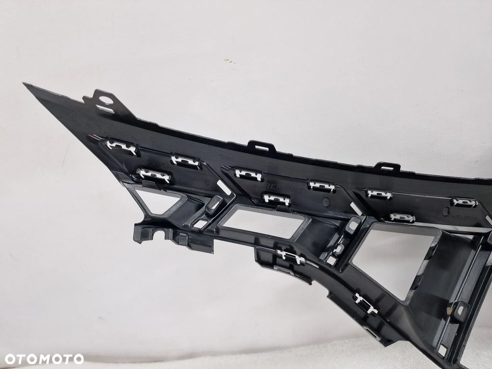 MITSUBISHI ASX ( NOWY MODEL ) 22- STELAŻ / ATRAPA / GRILL PRZEDNI PRZÓD , NR 623842688R , NR AUKCJI GL407 - 11