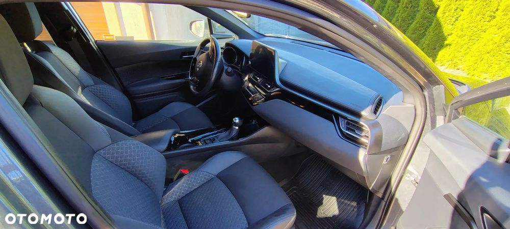 Toyota C-HR 2.0 Hybrid Style - 9