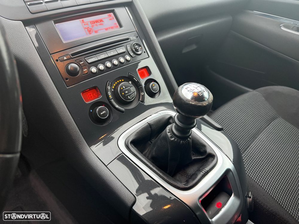 Peugeot 5008 1.6 HDi 7L Access - 16