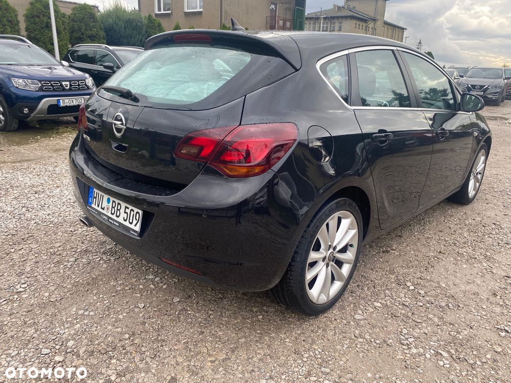 Opel Astra 1.4 Turbo Cosmo - 6
