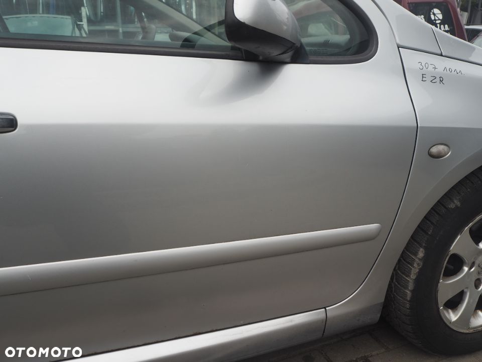 Drzwi Prawe Przednie Peugeot 307 Kolor: EZR - 5