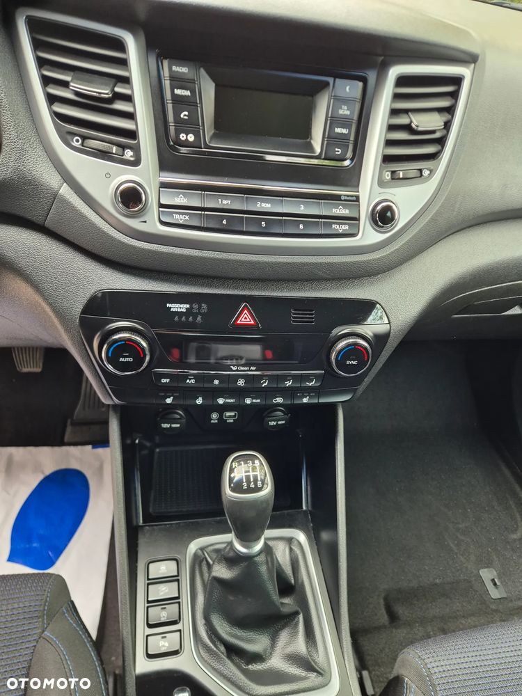 Hyundai Tucson blue 1.7 CRDi 2WD Advantage - 9