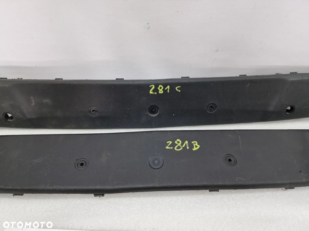 OPEL ASTRA IV J LIFT 12- LISTWA / KRATKA / BLENDA ZDERZAKA PRZEDNIEGO PRZÓD , NR 13368664 / 13381812 , NR AUKCJI KR281 - 9