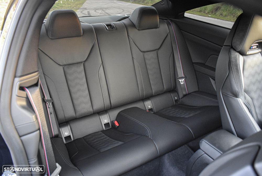 BMW M4 Competition M xDrive - 14