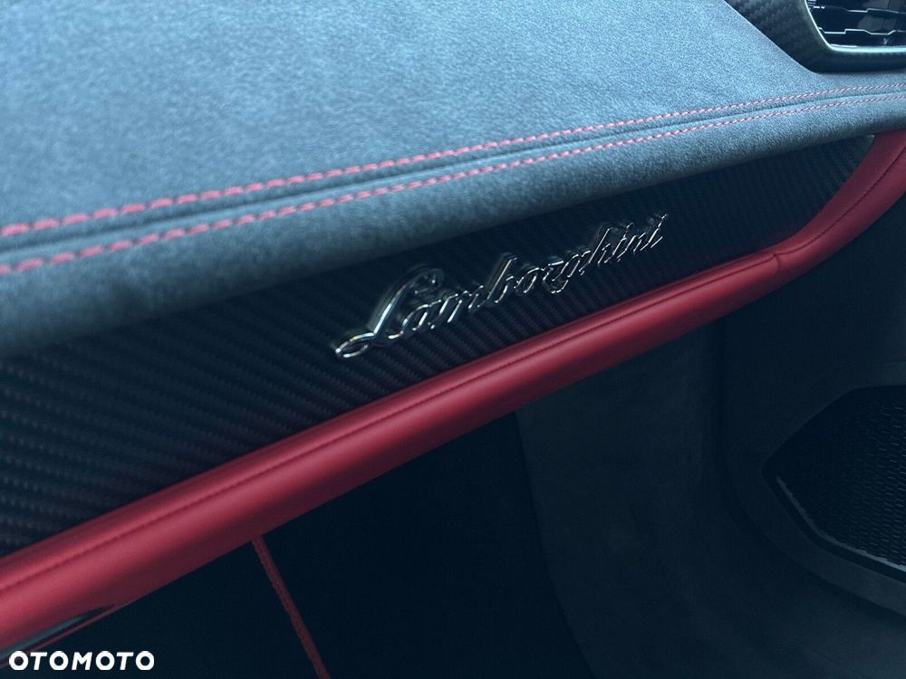 Lamborghini Huracan - 16