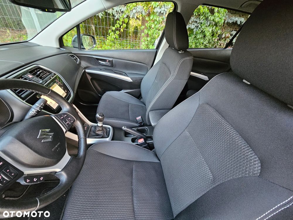 Suzuki SX4 S-Cross 1.4 Boosterjet Comfort - 22