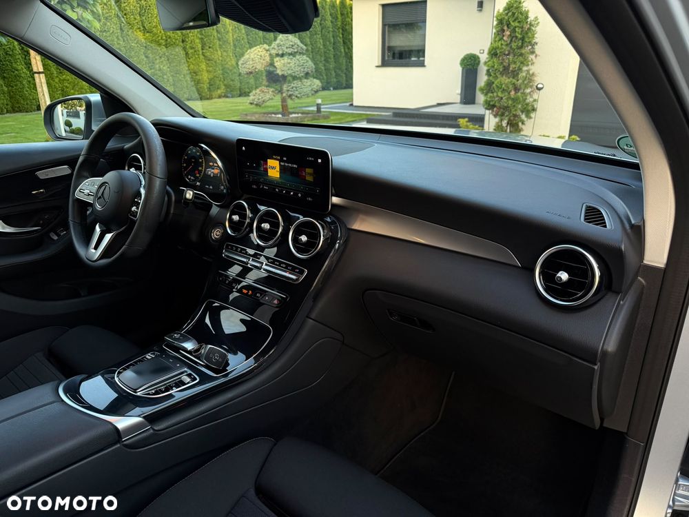 Mercedes-Benz GLC 200 d 4Matic 9G-TRONIC - 22