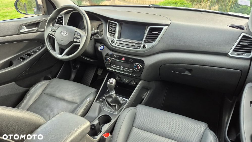 Hyundai Tucson - 8