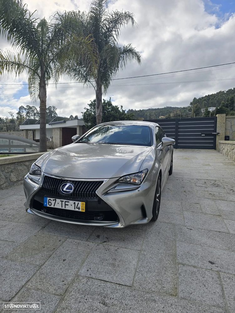 Lexus RC 300h F Sport - 1